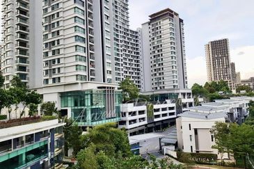 Nautica Lake Suites @ Sunway South Quay