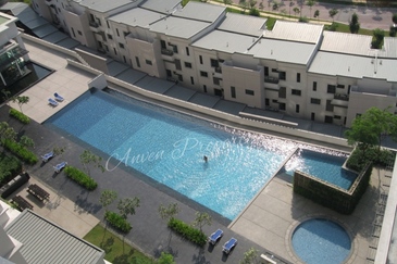 Nautica Lake Suites @ Sunway South Quay