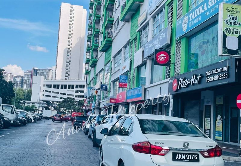 Parklane OUG Service Apartment