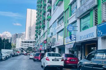 Parklane OUG Service Apartment