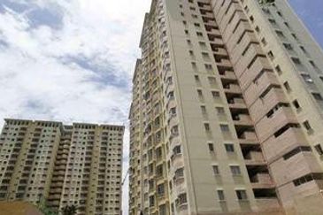 Endah Regal Condominium