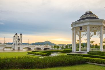 25 Jun! Avenham Garden Eco Grandeur Bandar Puncak Alam! Bank Lelong! Avenham Garden! Norton Garden! Graham Garden! Regent Garden! Desa Coalfields!