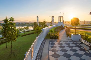 25 Jun! Avenham Garden Eco Grandeur Bandar Puncak Alam! Bank Lelong! Avenham Garden! Norton Garden! Graham Garden! Regent Garden! Desa Coalfields!