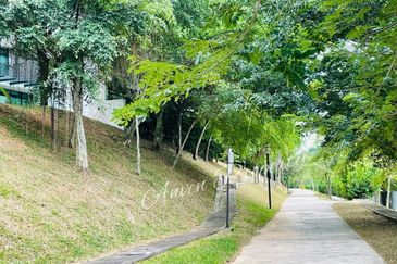 28 OCT! Corner Lot Villa Citrine Cristal Serin Residence Cyberjaya! Bank Auction! Bank Lelong! Cheap! 3 Storey Villa Unit @ Cyberjaya! Serin Residency