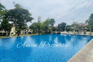 Desa ParkCity (Nadia Parkfront Condominium)