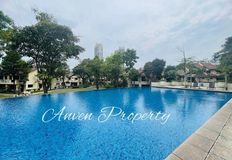 Desa ParkCity (Nadia Parkfront Condominium)