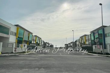 09 Oct! Meru Bandar Bukit Raja Industrial Park 2 Adjoining Factory Warehouse! Below Market Price! Good Buy! Kawasan Perindustrian Meru Barat