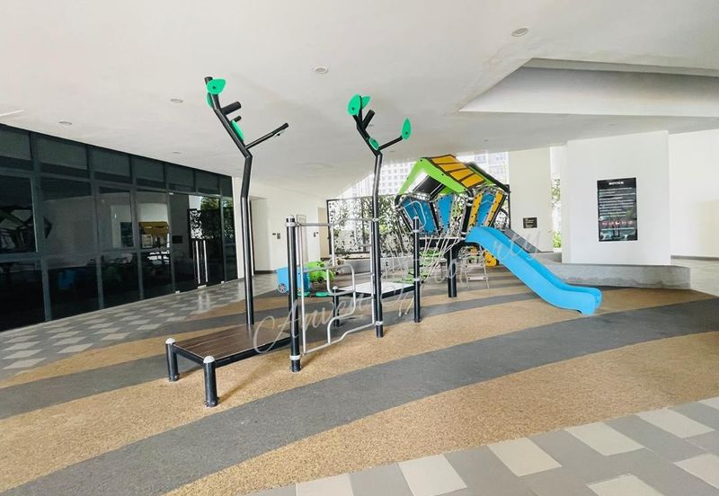 KL Gateway Premium Residence