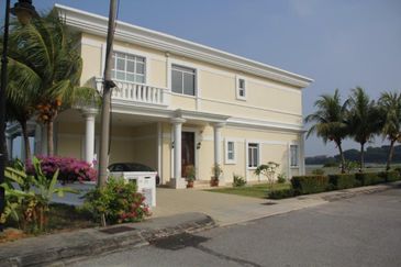 Avillion Admiral Cove