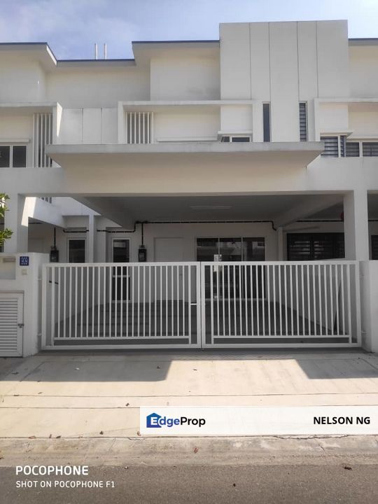 Suriaman 3 Bandar sri Sendayan Seremban 2 for sale, Negeri Sembilan, Seremban