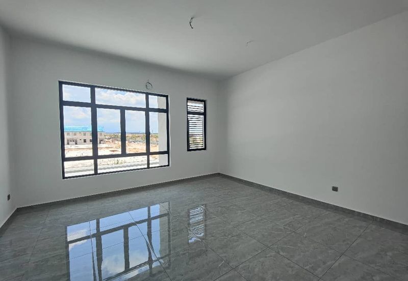 Bandar Botani Parkland