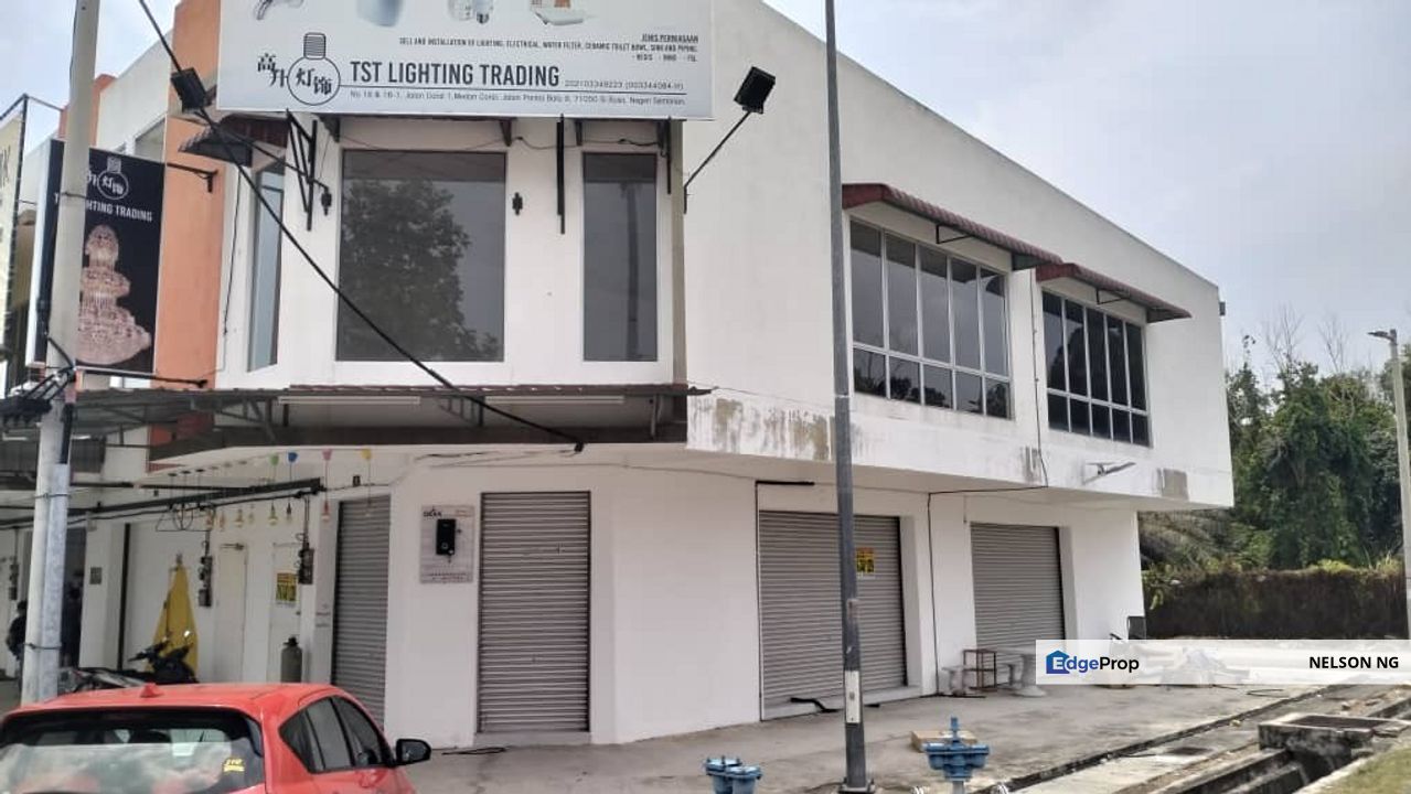 Corner Shop Medan coral Batu 9 Jalan Pantai Port Dickson for rent for