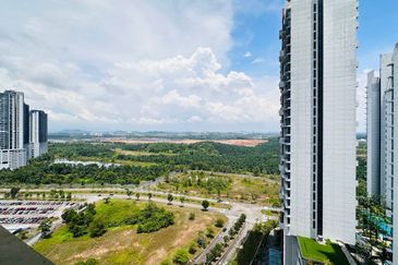 The Elysia Park Residence