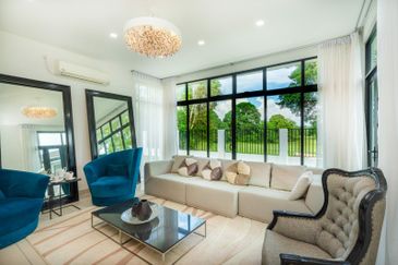 The Fairway Golf Villas - Sebana Cove