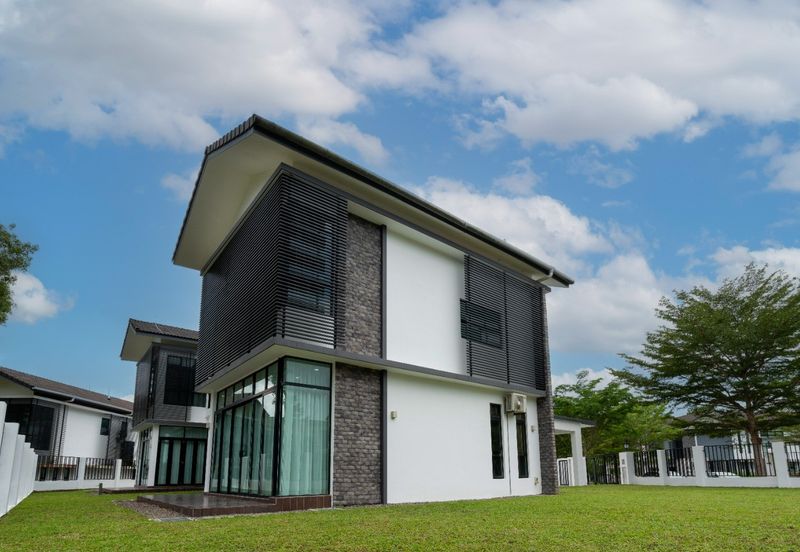 The Fairway Golf Villas - Sebana Cove