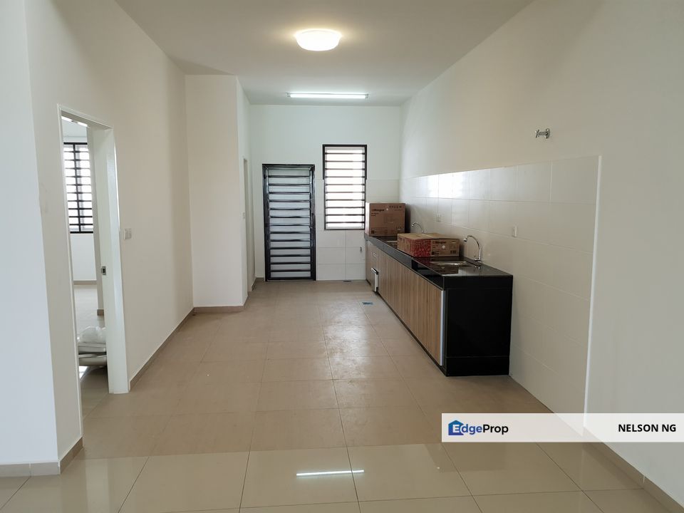 Suriaman 3 Bandar sri Sendayan Seremban 2 for sale, Negeri Sembilan, Seremban