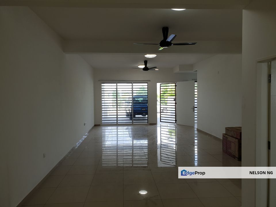 Suriaman 3 Bandar sri Sendayan Seremban 2 for sale, Negeri Sembilan, Seremban