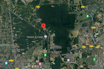 KAMPUNG BUKIT CHERAKAH