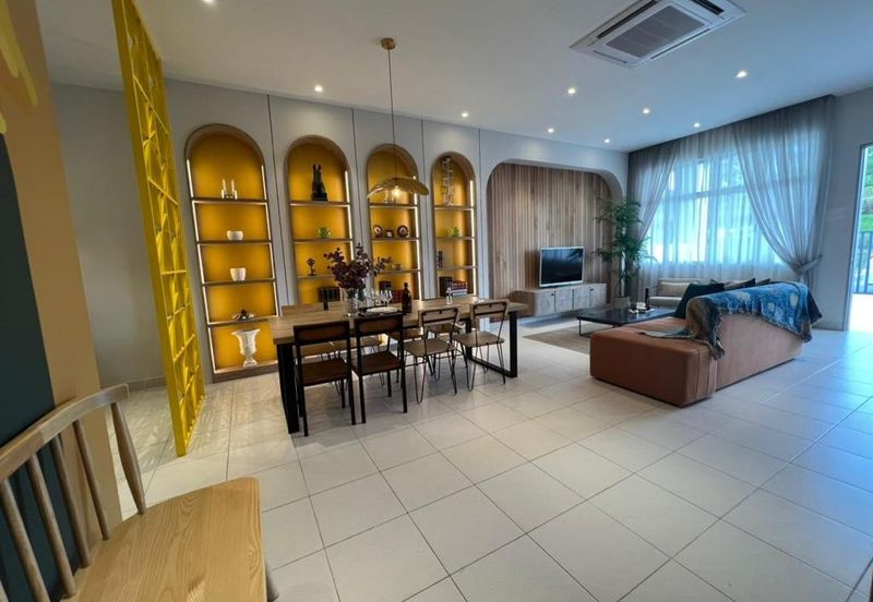 Suria 2 @ Sebana Cove