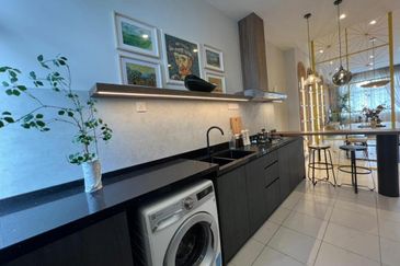 Suria 2 @ Sebana Cove