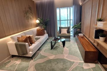 M Sinar Southville City