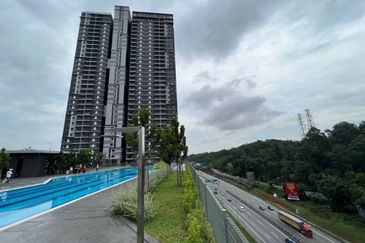 M Sinar Southville City