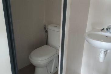 M Sinar Southville City