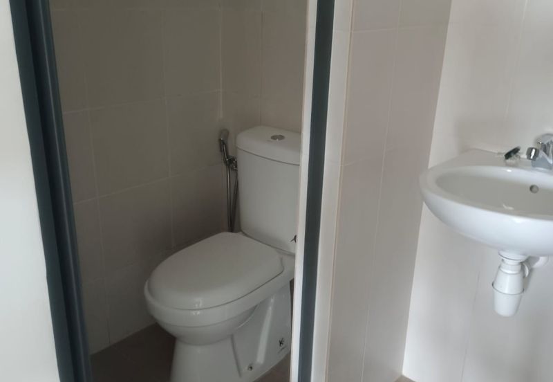 M Sinar Southville City