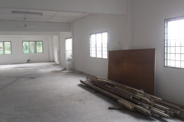 Taman Tasik Jaya Shop Office @ Senawang @ Seremban for Sale