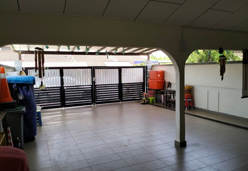 Taman Koperasi Setia, Port Dickson with attic floor