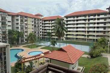 Laguna Condominium Resort