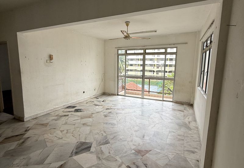 Laguna Condominium Resort