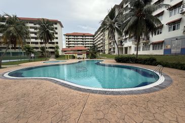 Laguna Condominium Resort