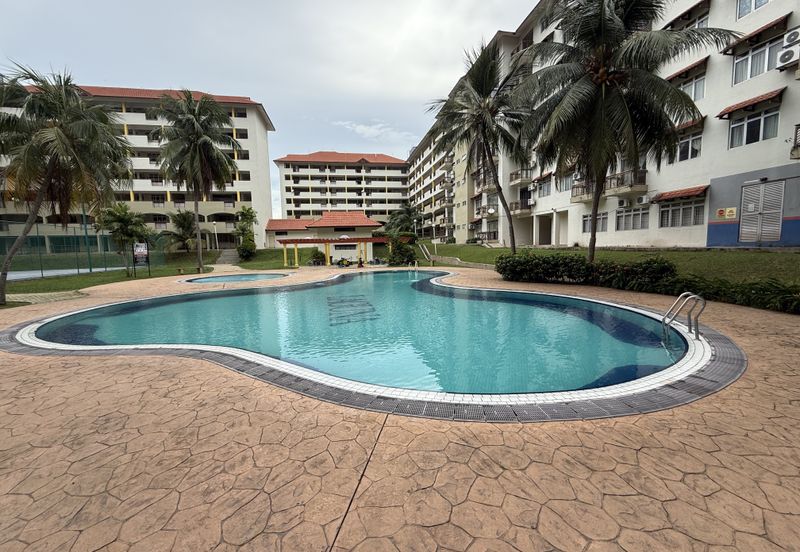 Laguna Condominium Resort