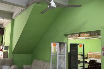 Rembau, Negeri Sembilan Ground Floor Shop For Rent