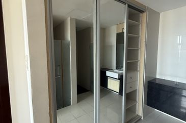 Dua Sentral Residential Tower