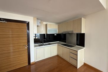 Dua Sentral Residential Tower