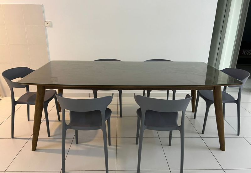 Axis Crown @ Axis Pandan