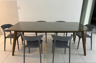 Axis Crown @ Axis Pandan