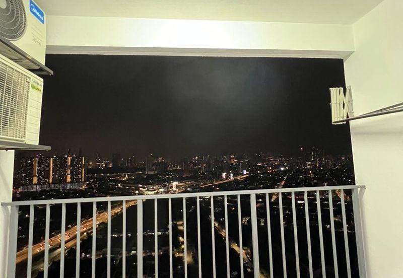 Axis Crown @ Axis Pandan