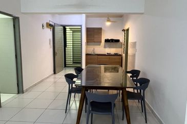 Axis Crown @ Axis Pandan