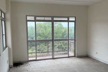 Laguna Condominium Resort