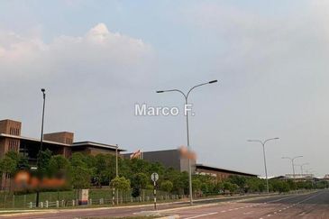 Bandar Bukit Raja @Taipan