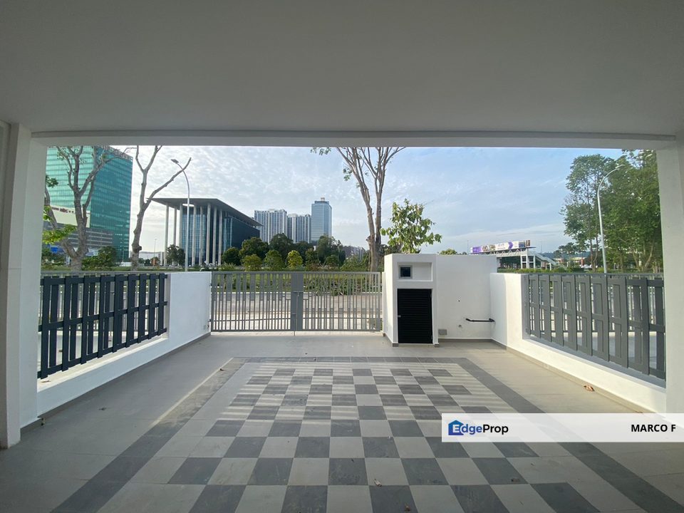 Facing Open & Nice House Number Musika House For Sale @ Setia Indah 9, Selangor, Shah Alam