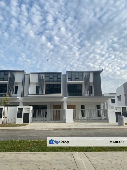 Facing Open & Nice House Number Musika House For Sale @ Setia Indah 9, Selangor, Shah Alam