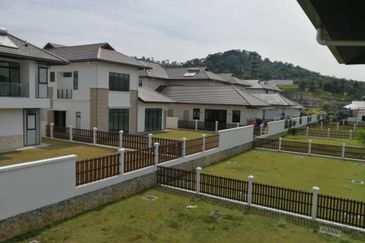 Duta Villa, Setia Alam