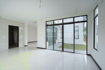 Duta Villa, Setia Alam