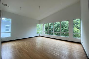 Duta Villa, Setia Alam