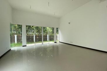 Duta Villa, Setia Alam