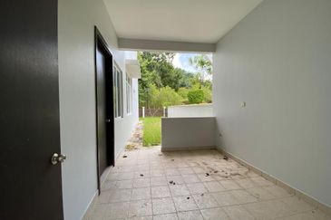 Duta Villa, Setia Alam